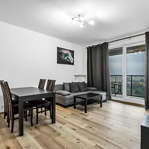  Apartament View Of The City Skyline