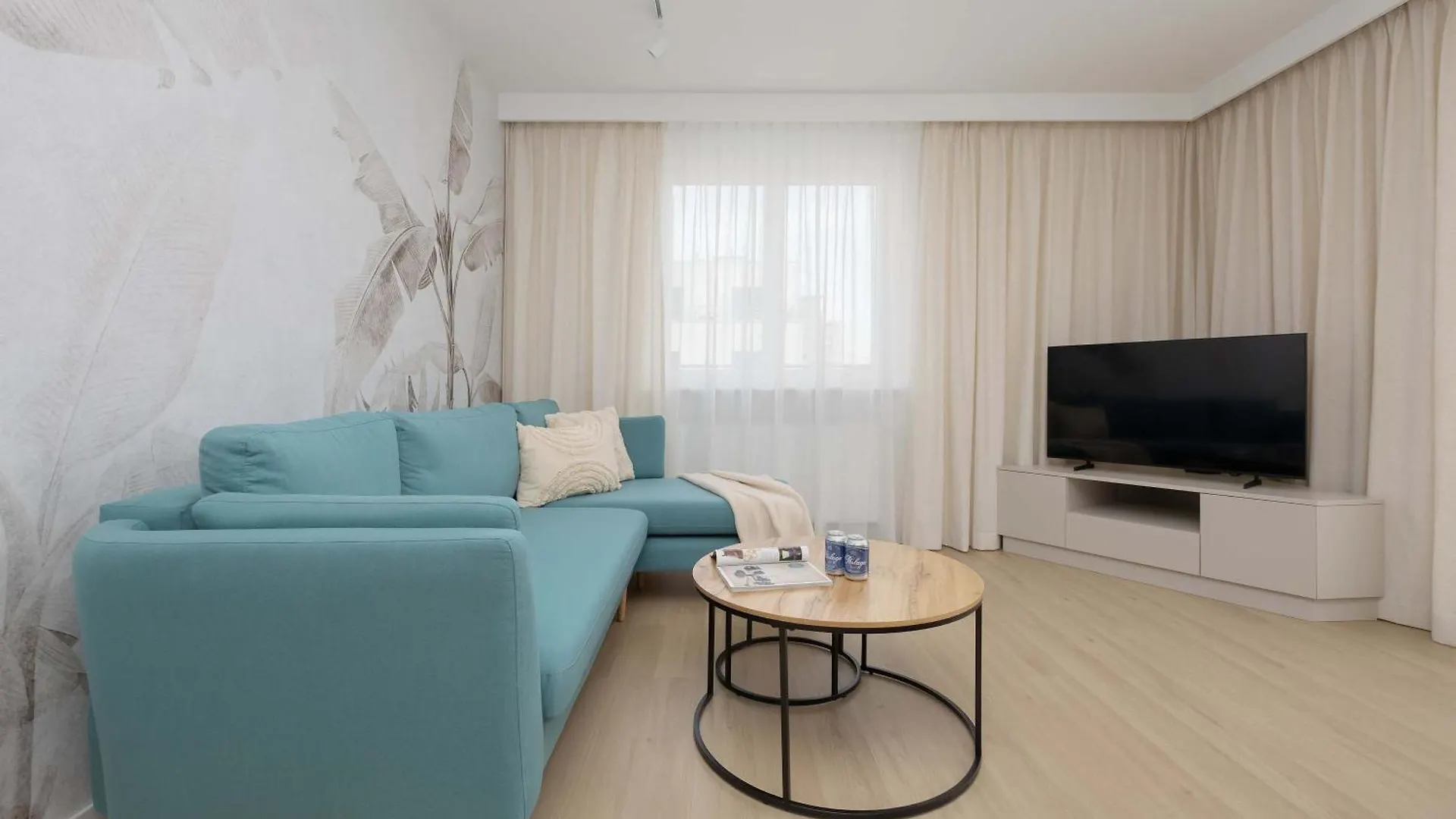 Cosy Air-Conditioned Apartment With Parking In The Garage By Renters Prestige Варшава Польша