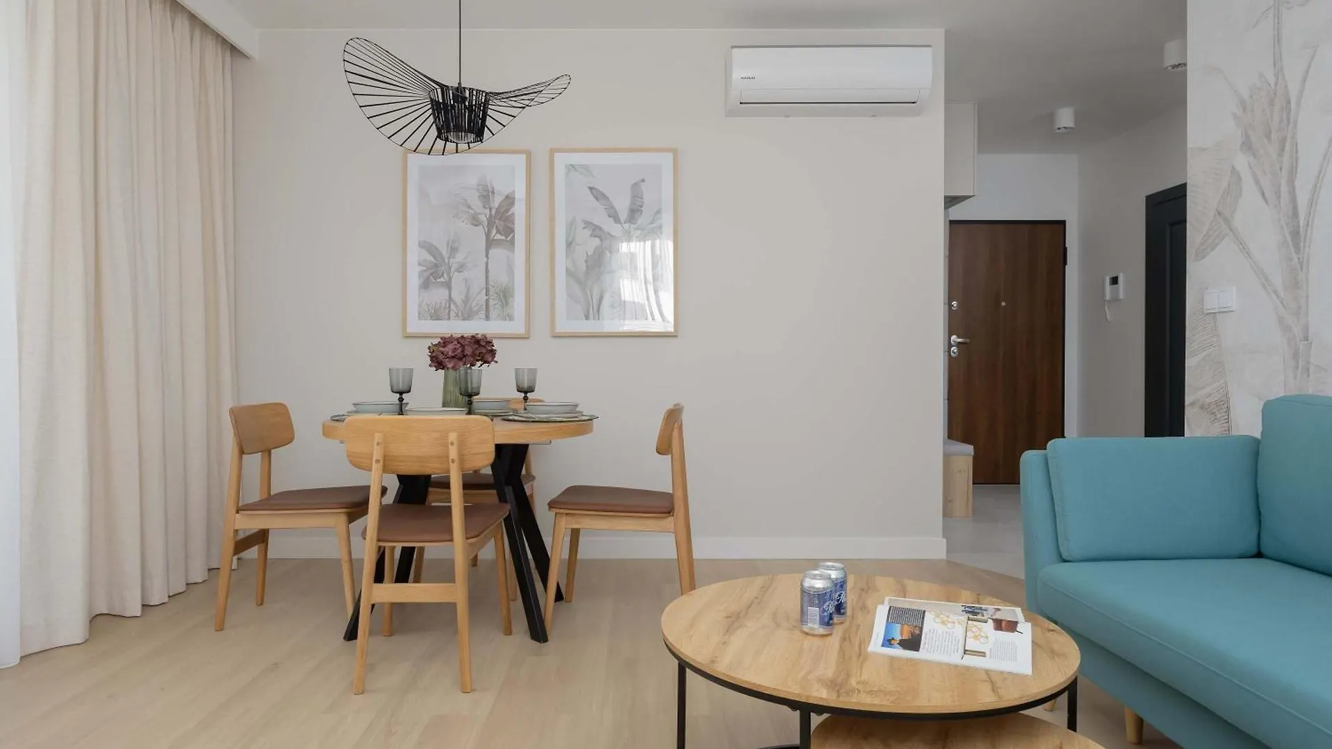 Cosy Air-Conditioned Apartment With Parking In The Garage By Renters Prestige Варшава 0*,  Польша